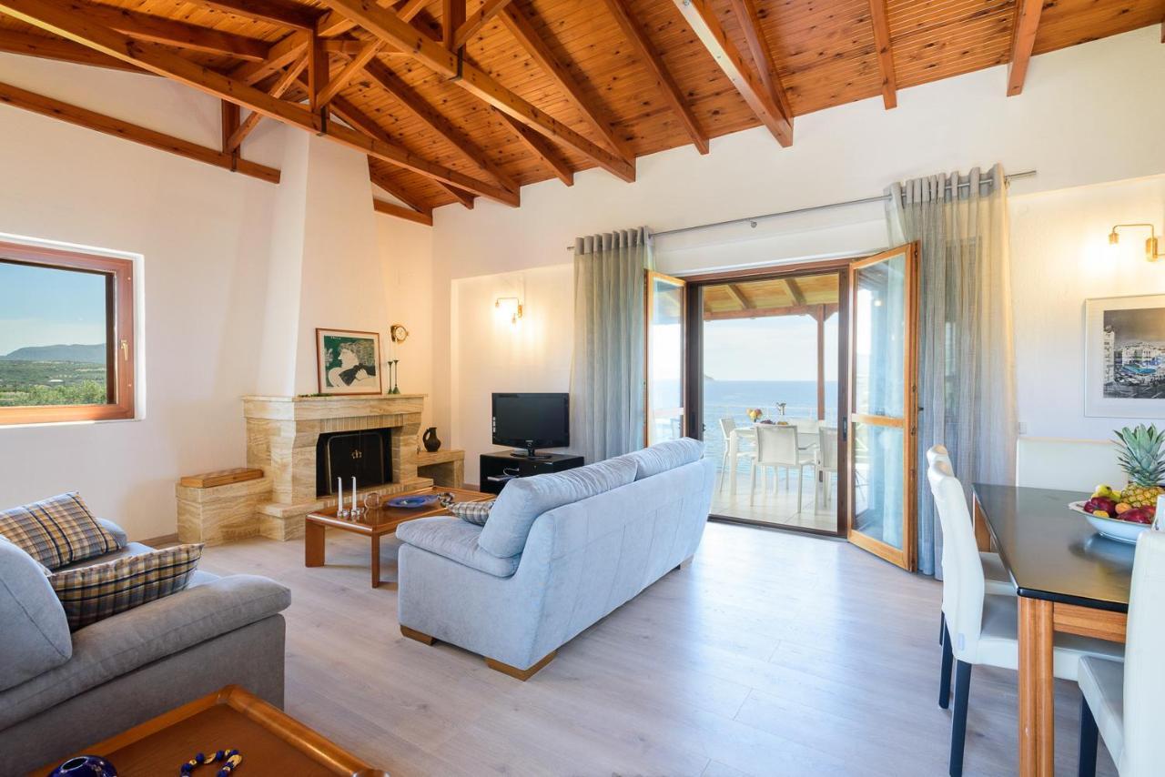 Finisia House Apartamento