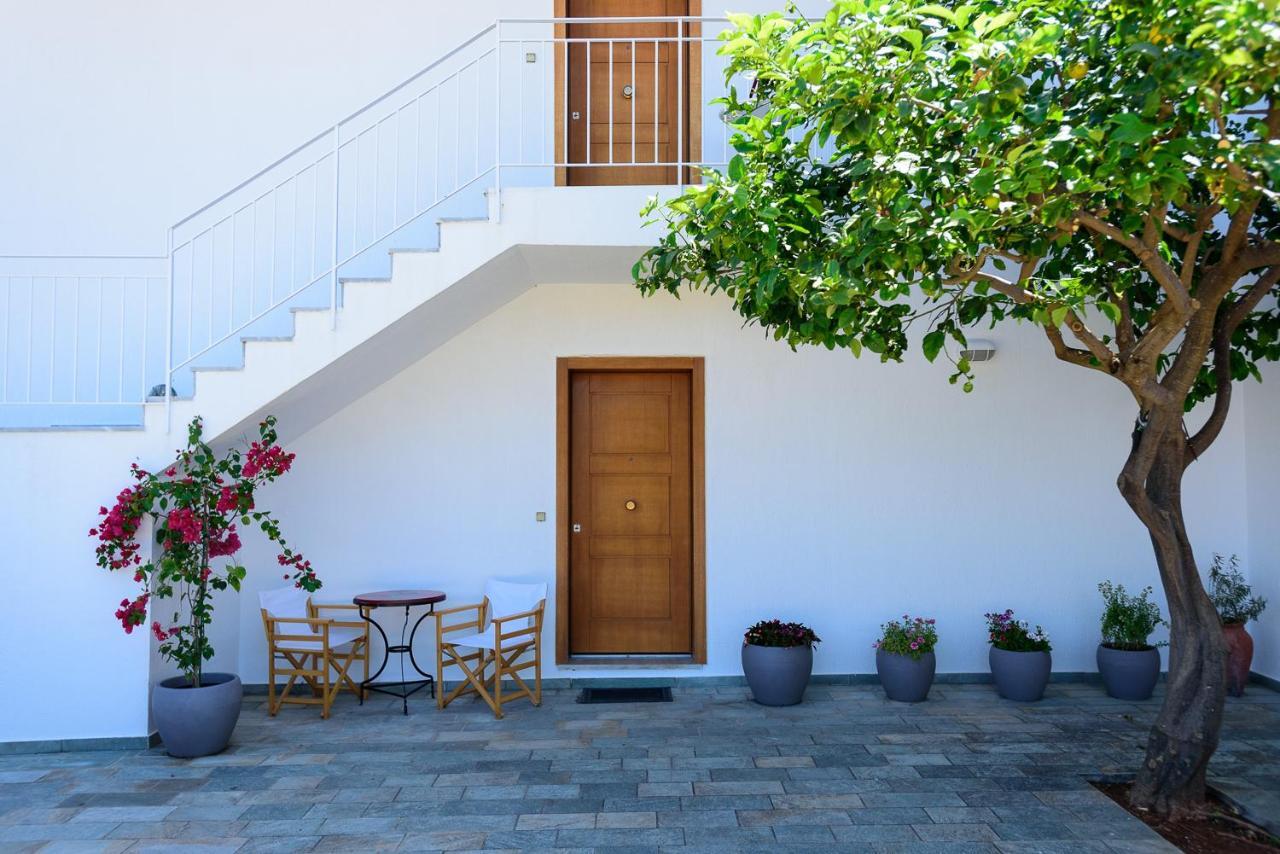 Finisia House *