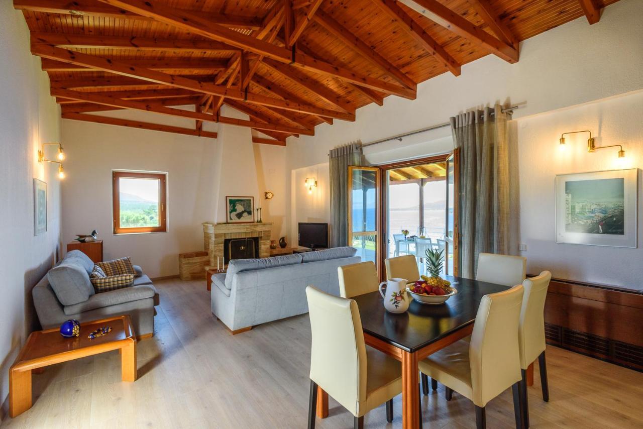 Finisia House Apartment