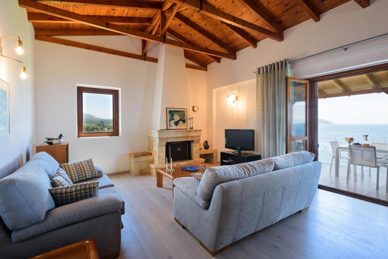 Finisia House Apartment